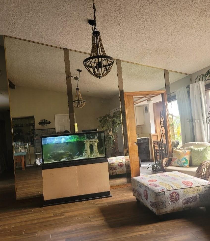 Image 6 of 34 For 6231 Wayside Court