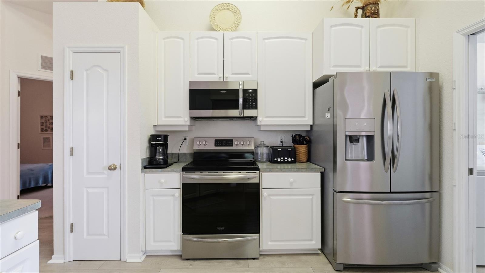 Image 11 of 63 For 15455 Cambria Drive