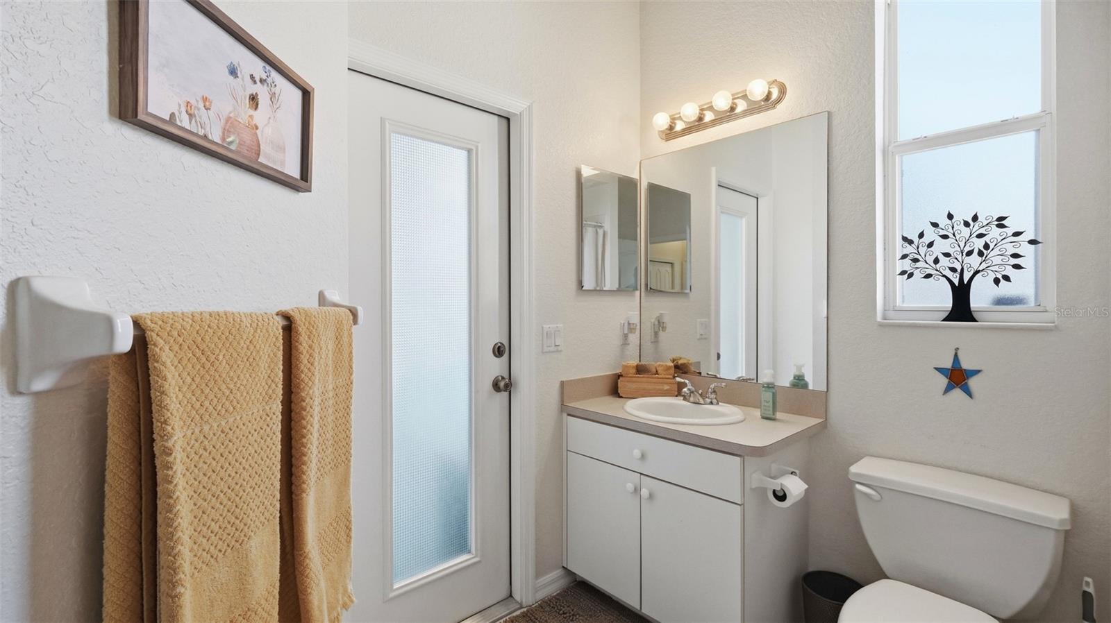 Image 28 of 63 For 15455 Cambria Drive