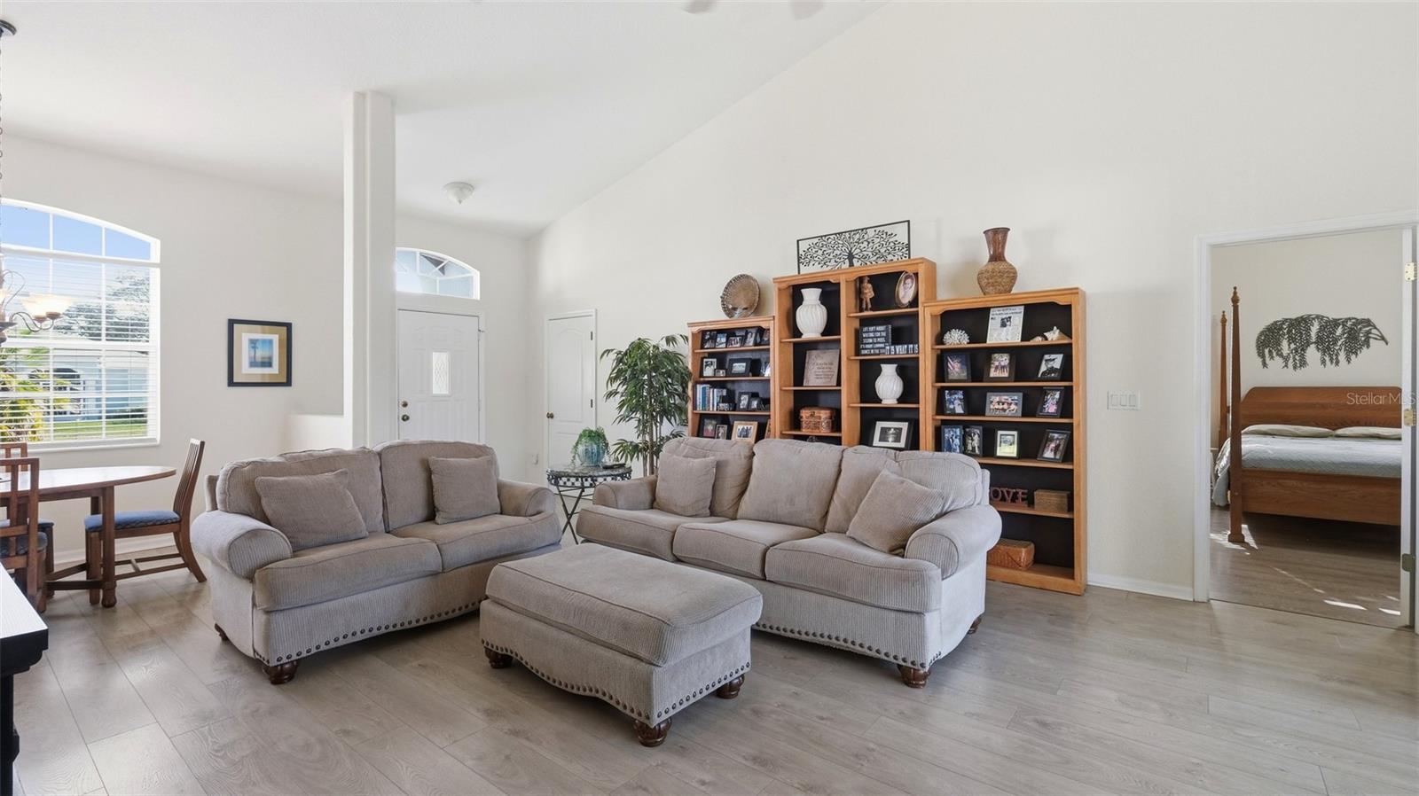 Image 7 of 63 For 15455 Cambria Drive