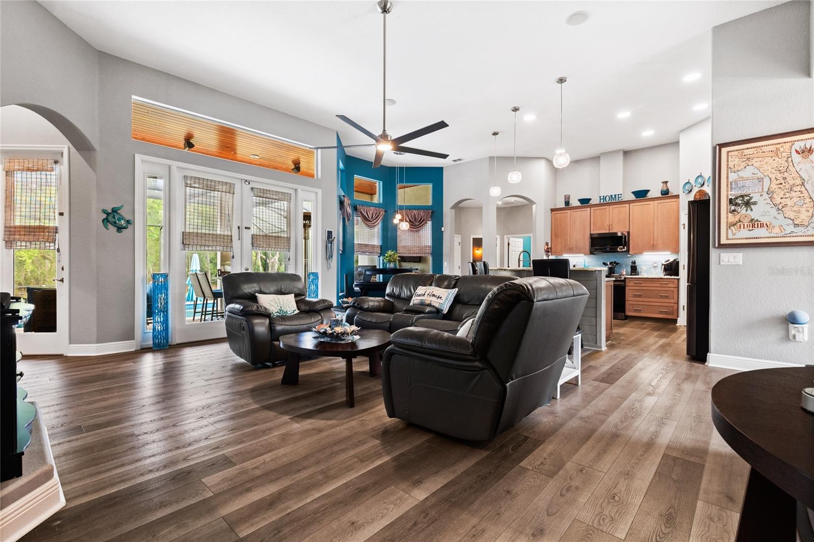 Image 15 of 44 For 4708 Cypress Serenity De. Drive