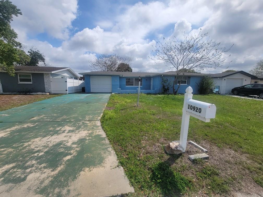 Image 2 of 26 For 10920 Oakdale Avenue