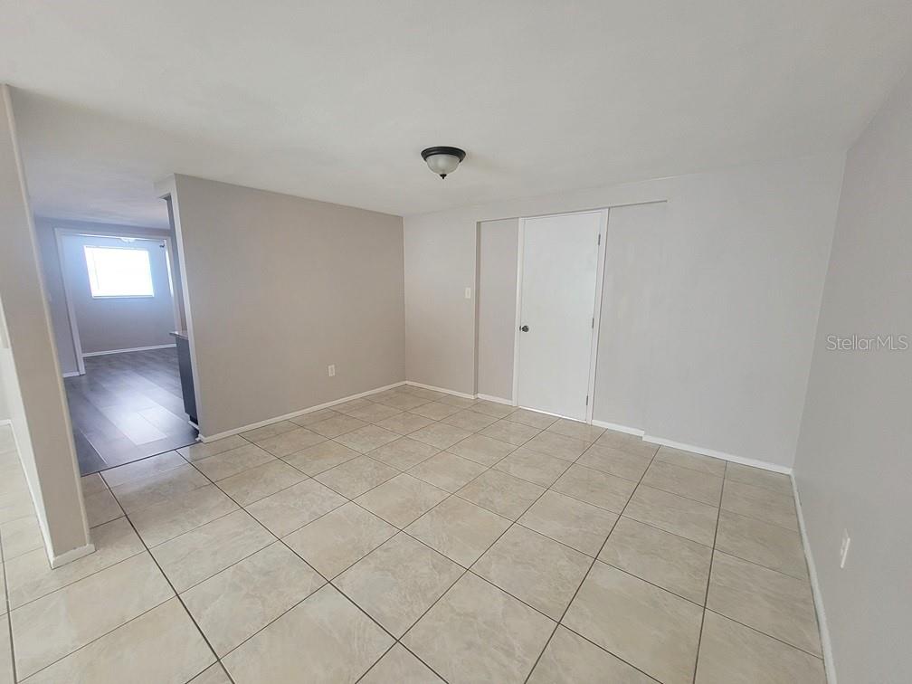 Image 6 of 26 For 10920 Oakdale Avenue