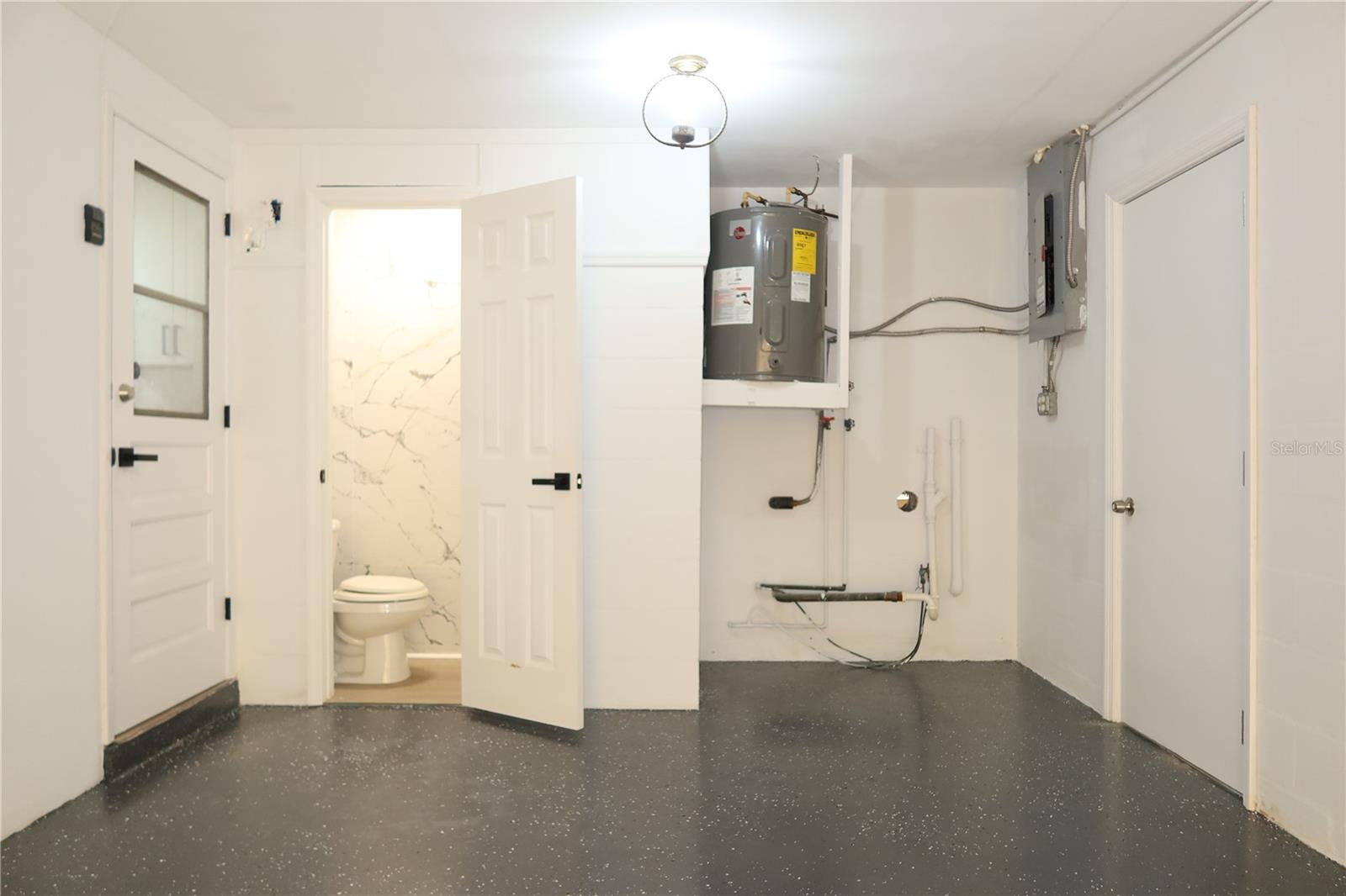 Image 24 of 42 For 1808 And 1804 Harpoon Drive