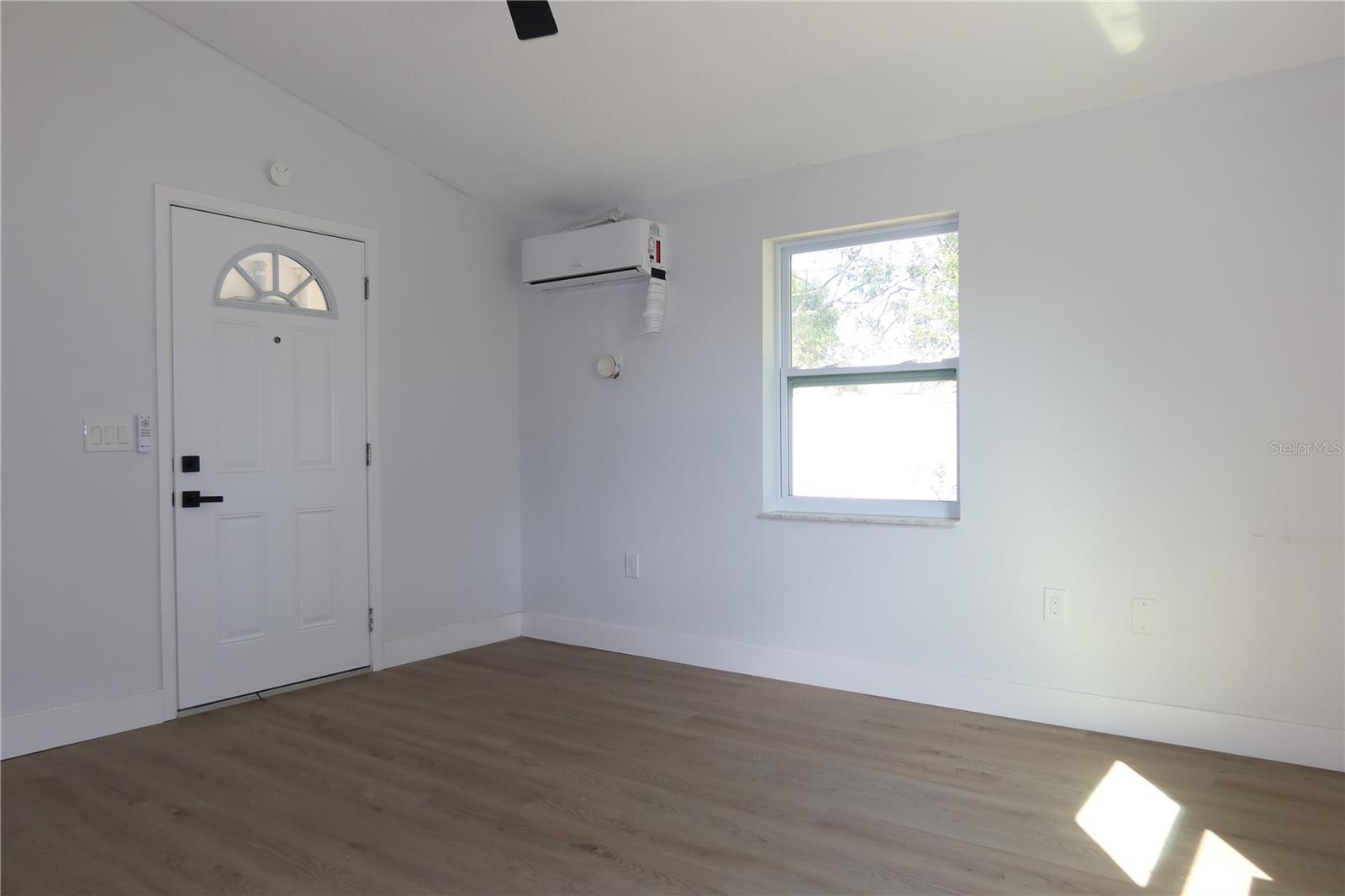 Image 34 of 42 For 1808 And 1804 Harpoon Drive