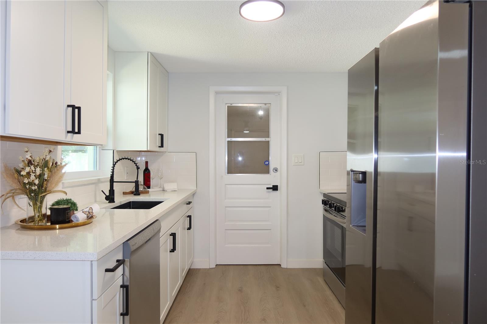 Image 9 of 42 For 1808 And 1804 Harpoon Drive