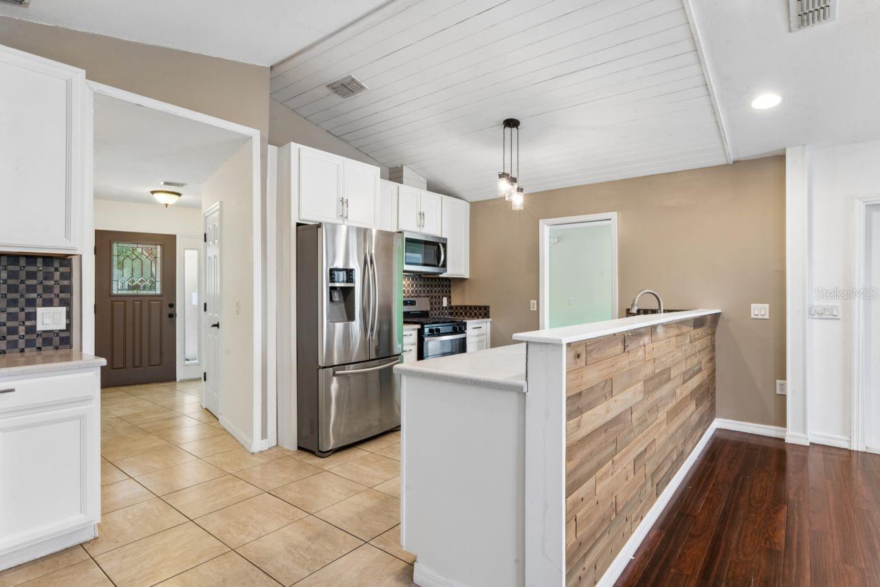 Image 20 of 77 For 375 Liberty Street