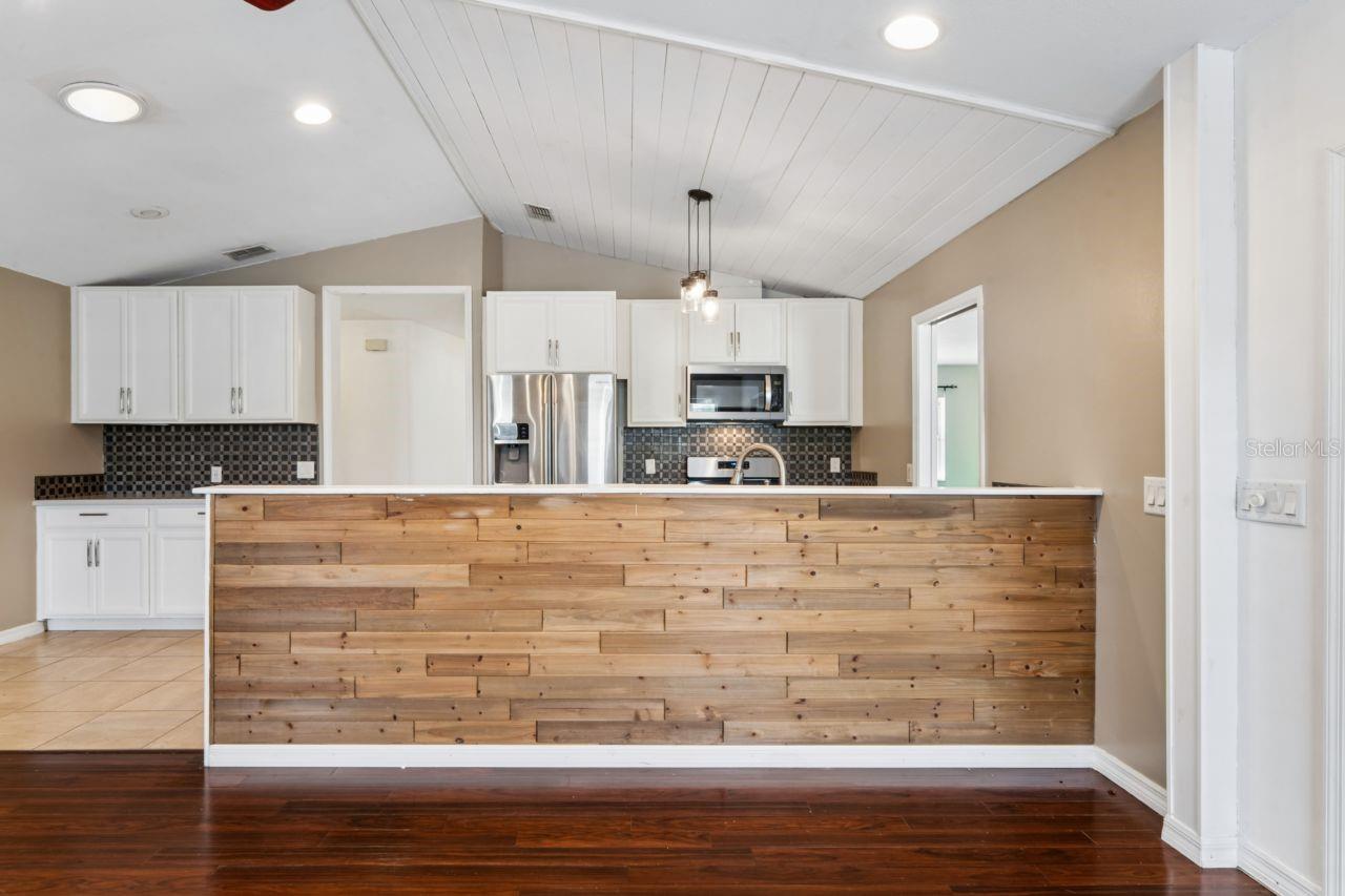 Image 21 of 77 For 375 Liberty Street