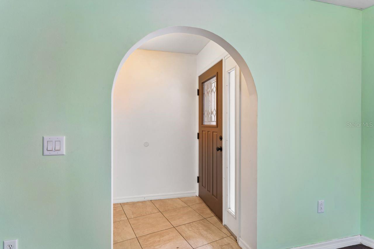 Image 32 of 77 For 375 Liberty Street