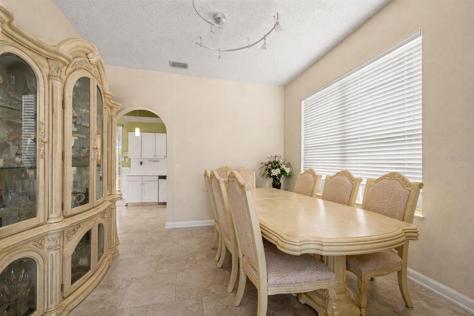 Image 10 of 40 For 4922 Edgewater Lane