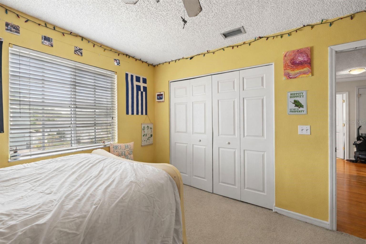 Image 23 of 40 For 4922 Edgewater Lane