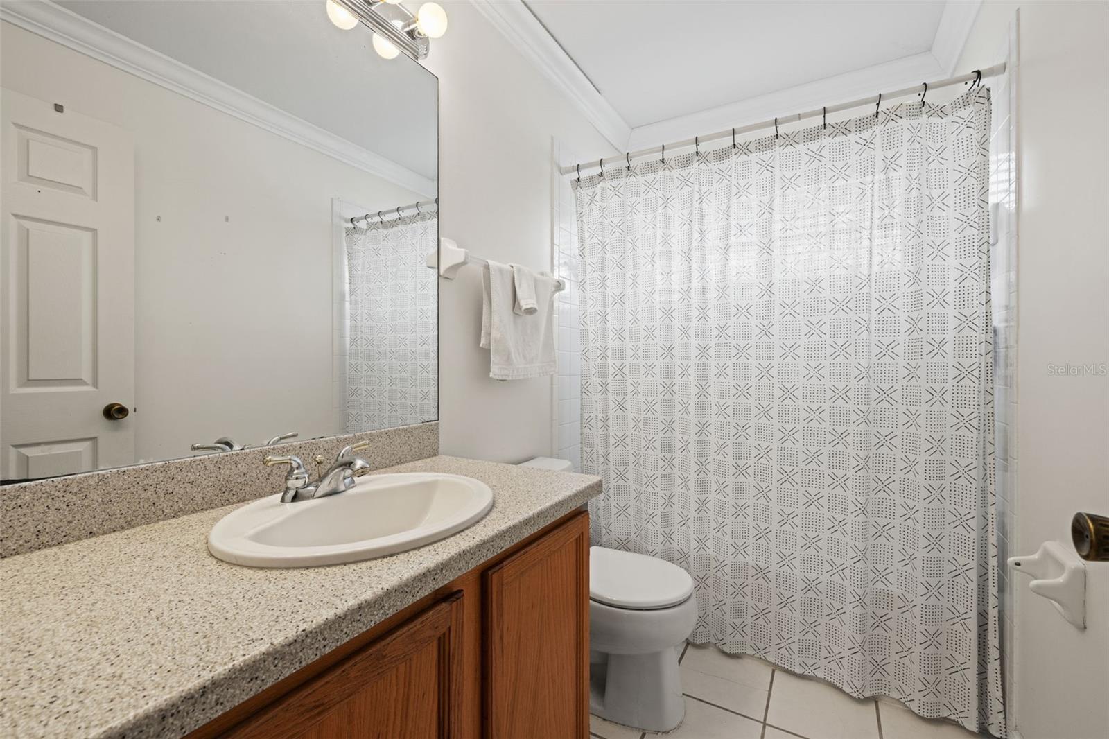 Image 24 of 40 For 4922 Edgewater Lane