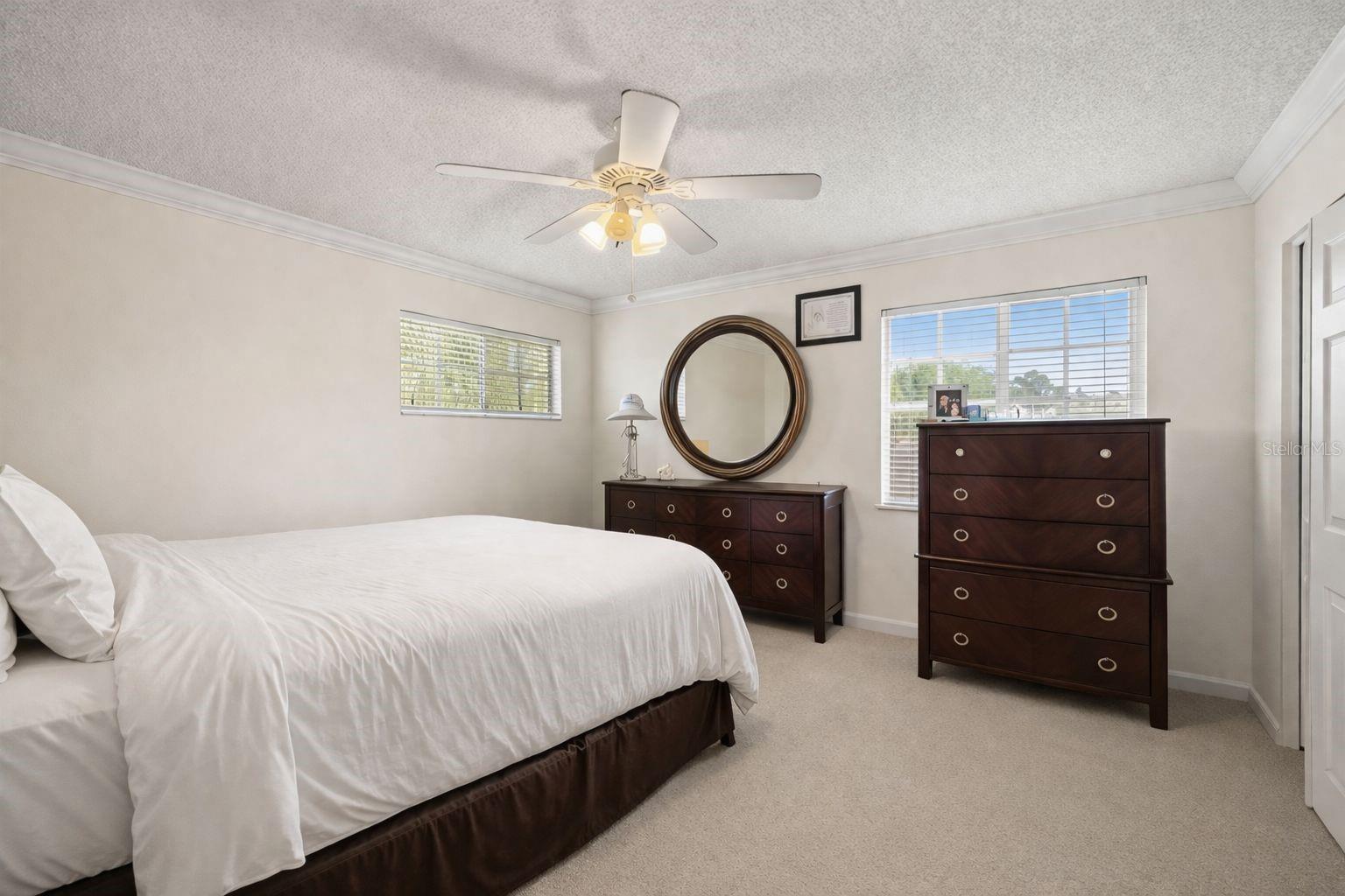 Image 25 of 40 For 4922 Edgewater Lane