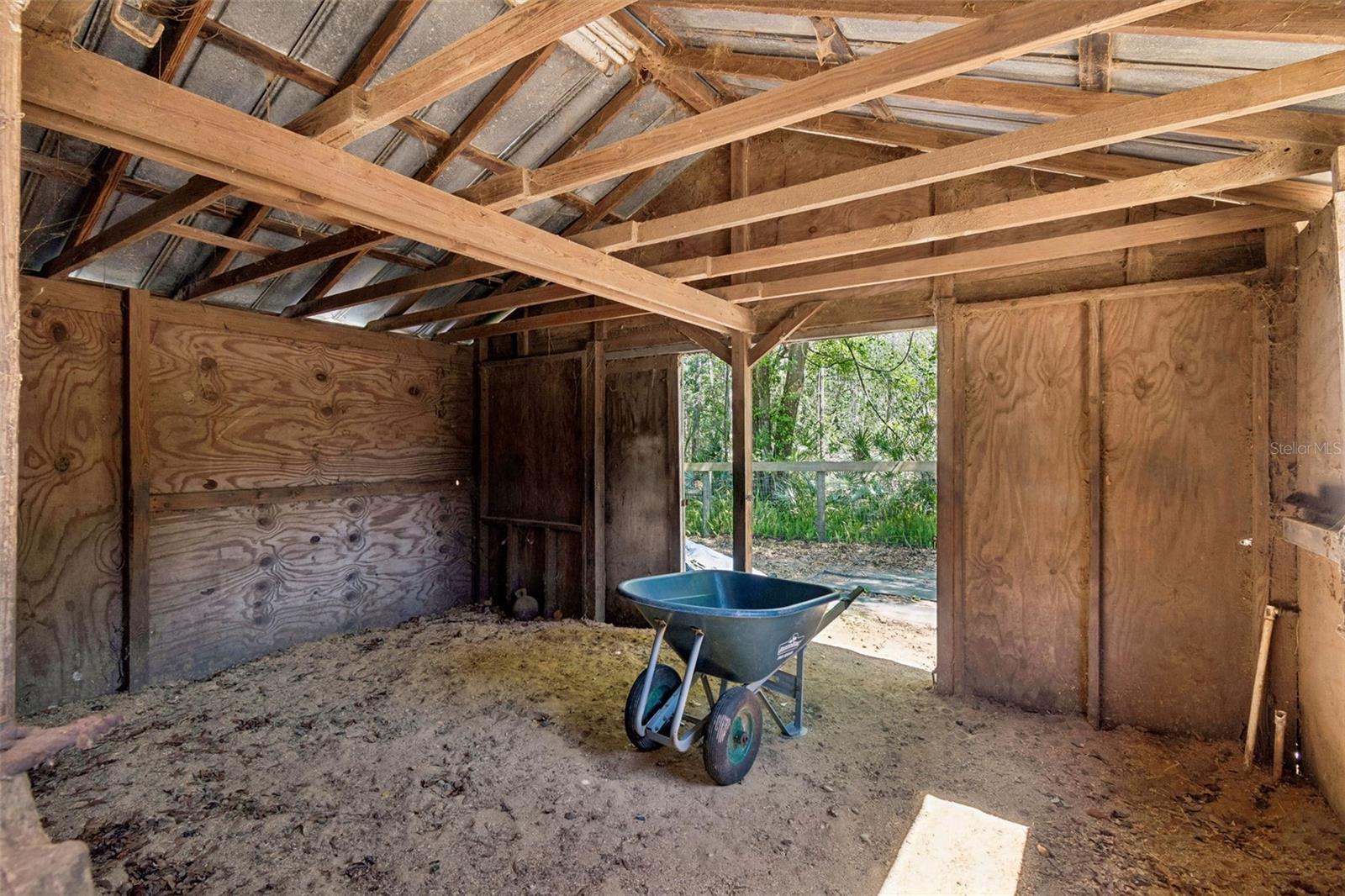 Listing photo id 30 for 7618 Mokena Court