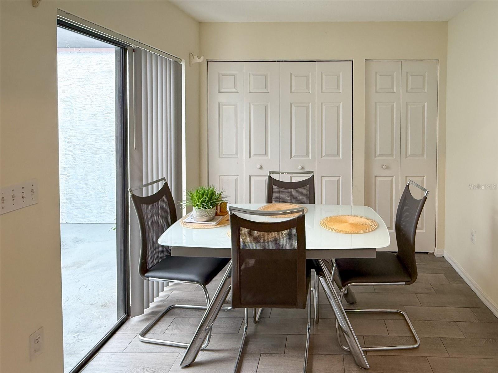 Image 22 of 34 For 7530 Roy Court