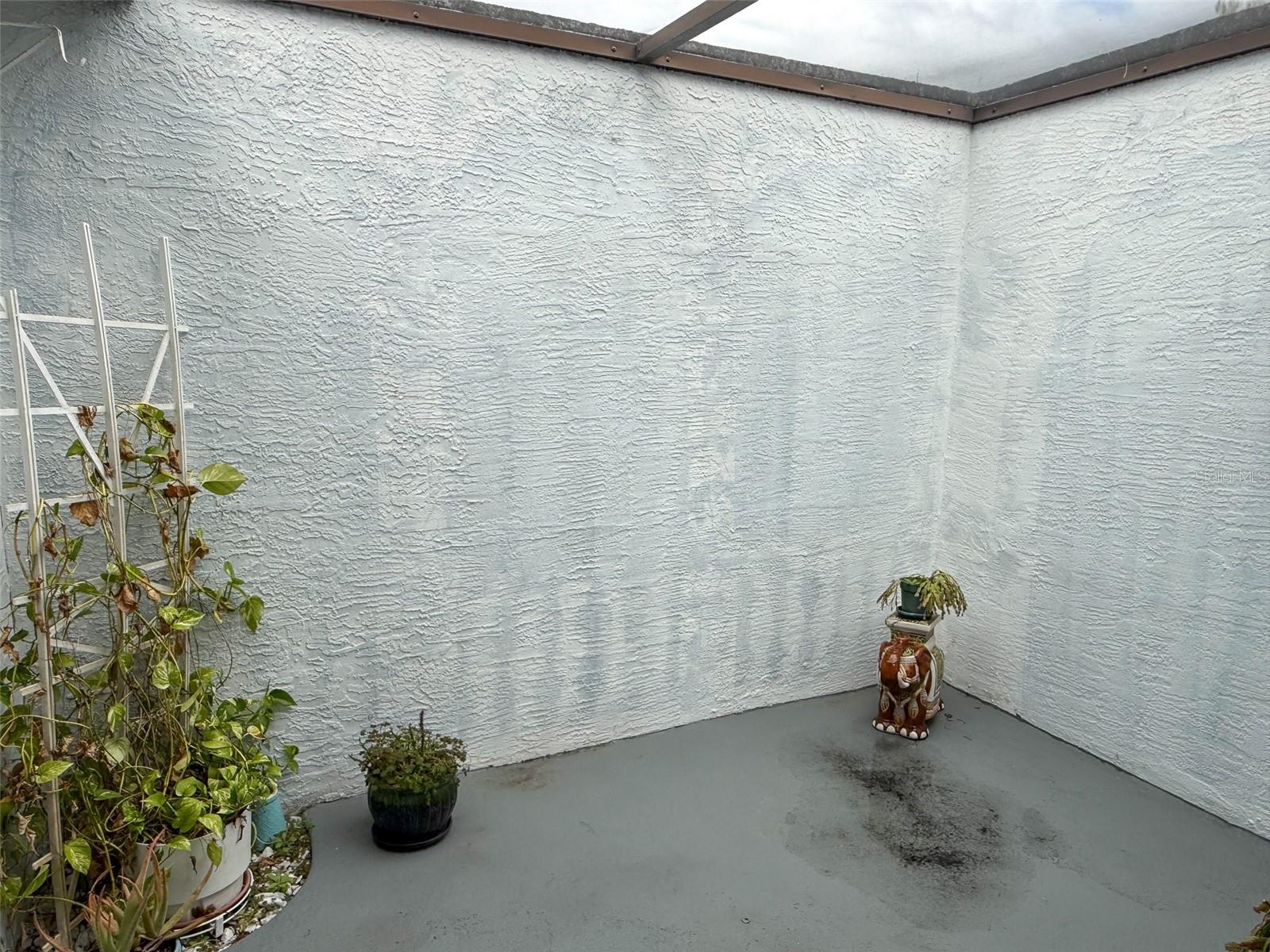 Image 24 of 34 For 7530 Roy Court