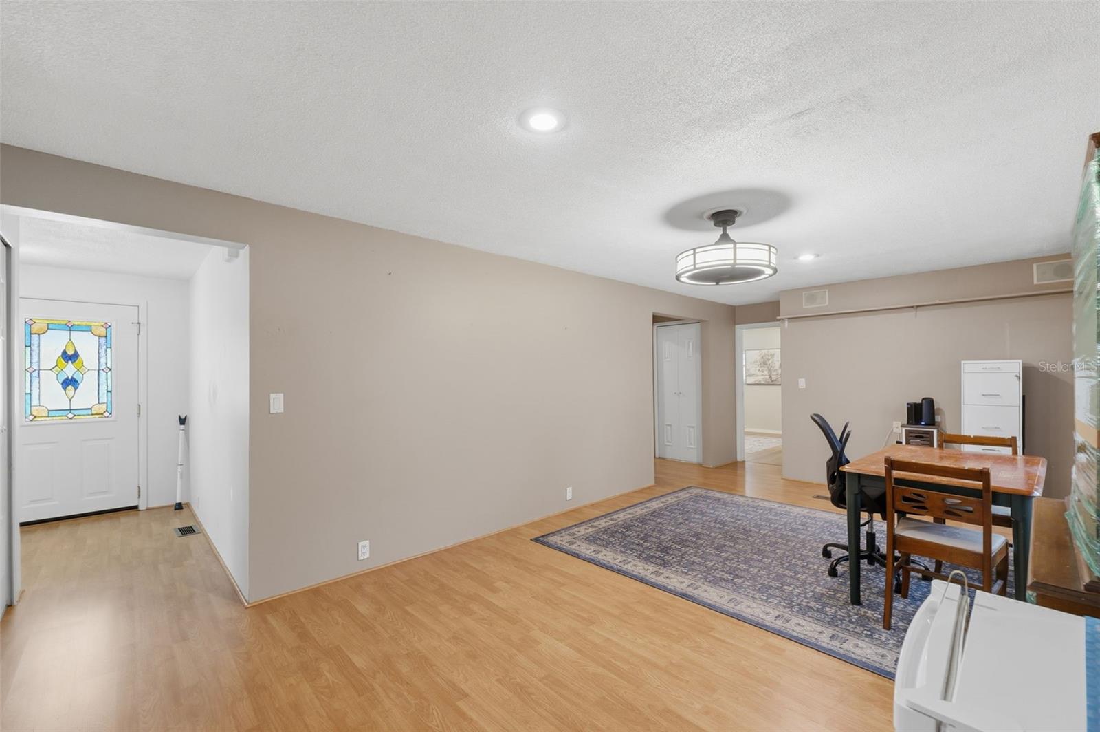 Image 11 of 43 For 9328 Highpoint Boulevard