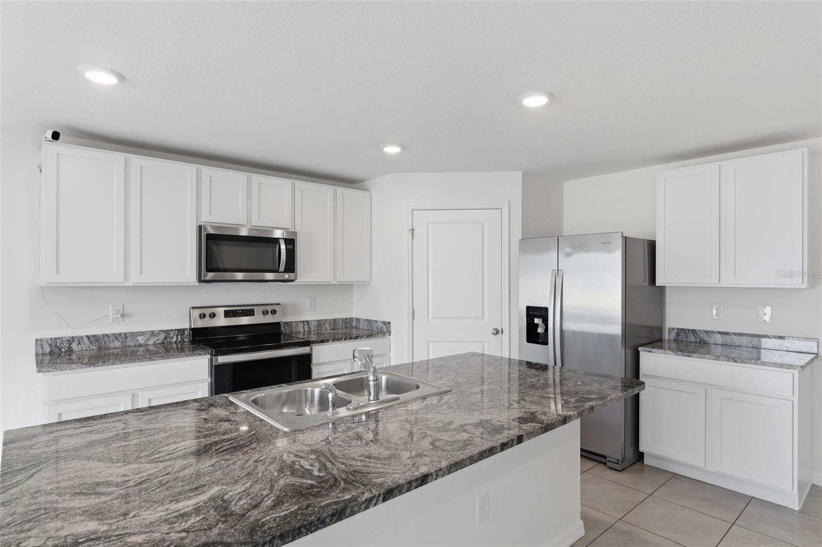 Image 10 of 66 For 7517 Gardner Street