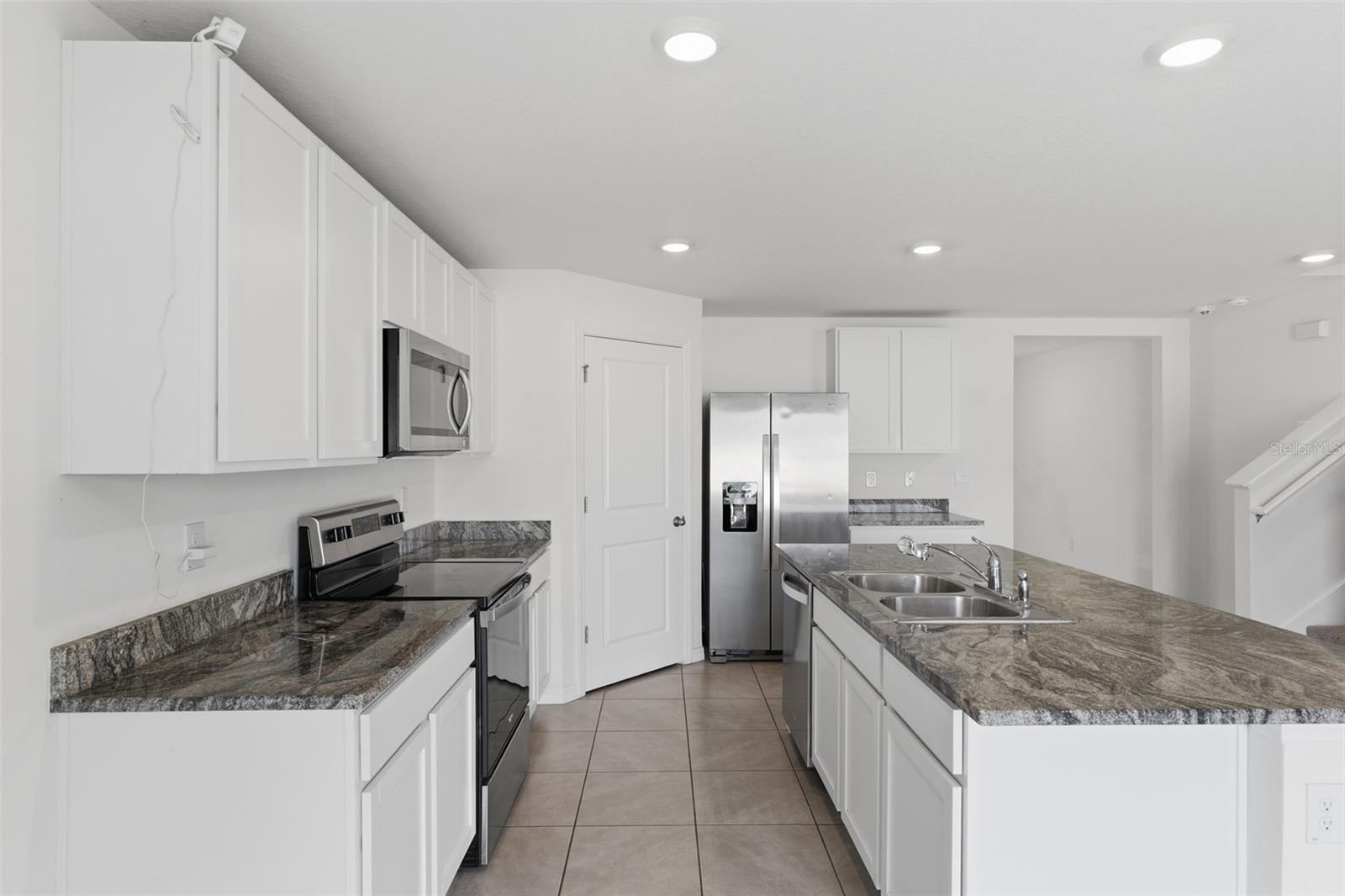 Image 11 of 66 For 7517 Gardner Street