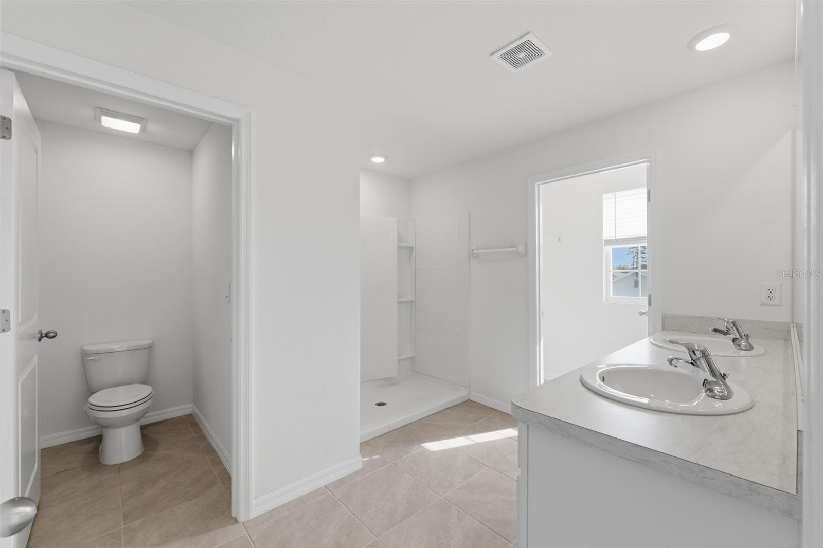 Image 22 of 66 For 7517 Gardner Street