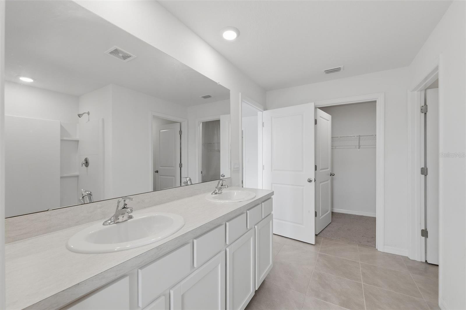 Image 23 of 66 For 7517 Gardner Street