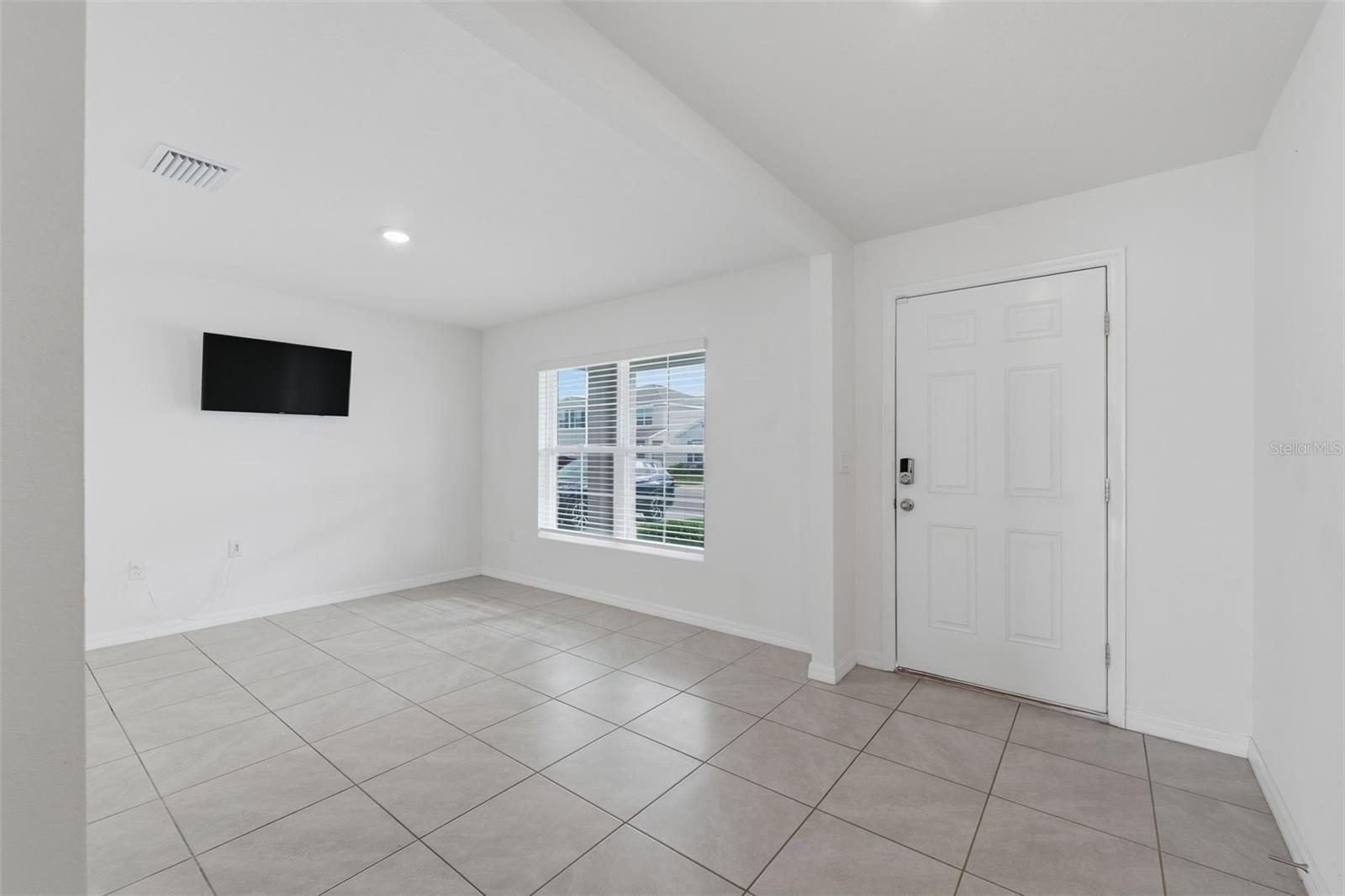 Image 4 of 66 For 7517 Gardner Street