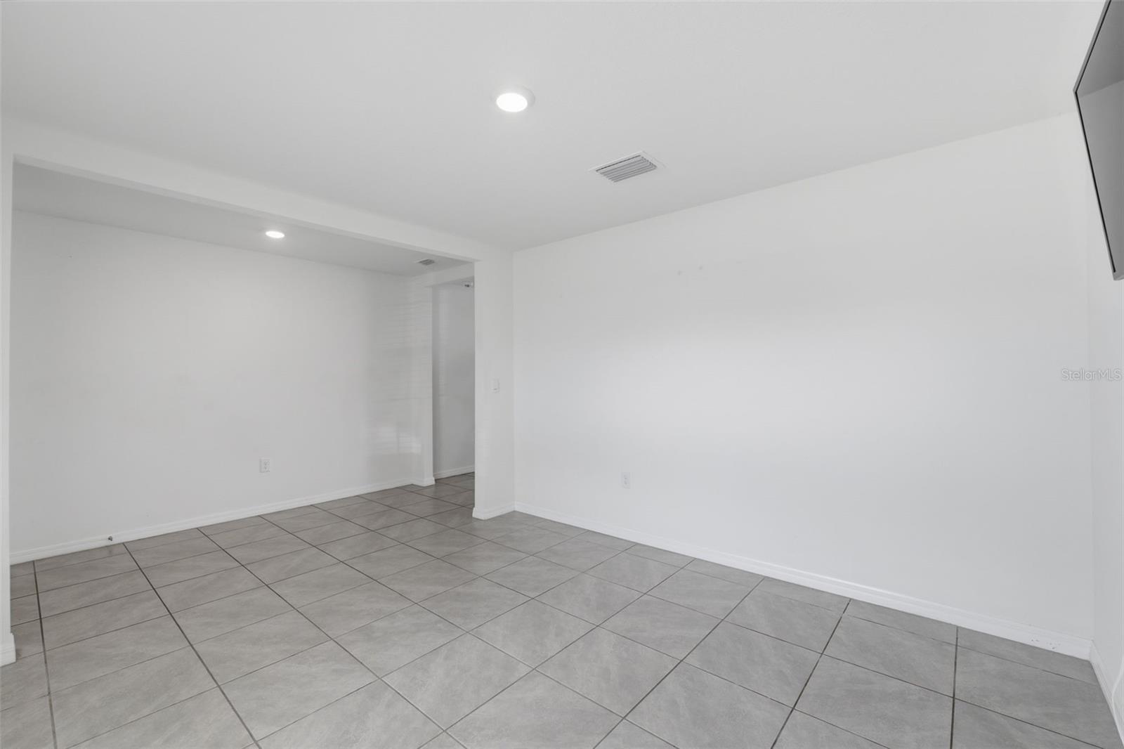 Image 57 of 66 For 7517 Gardner Street