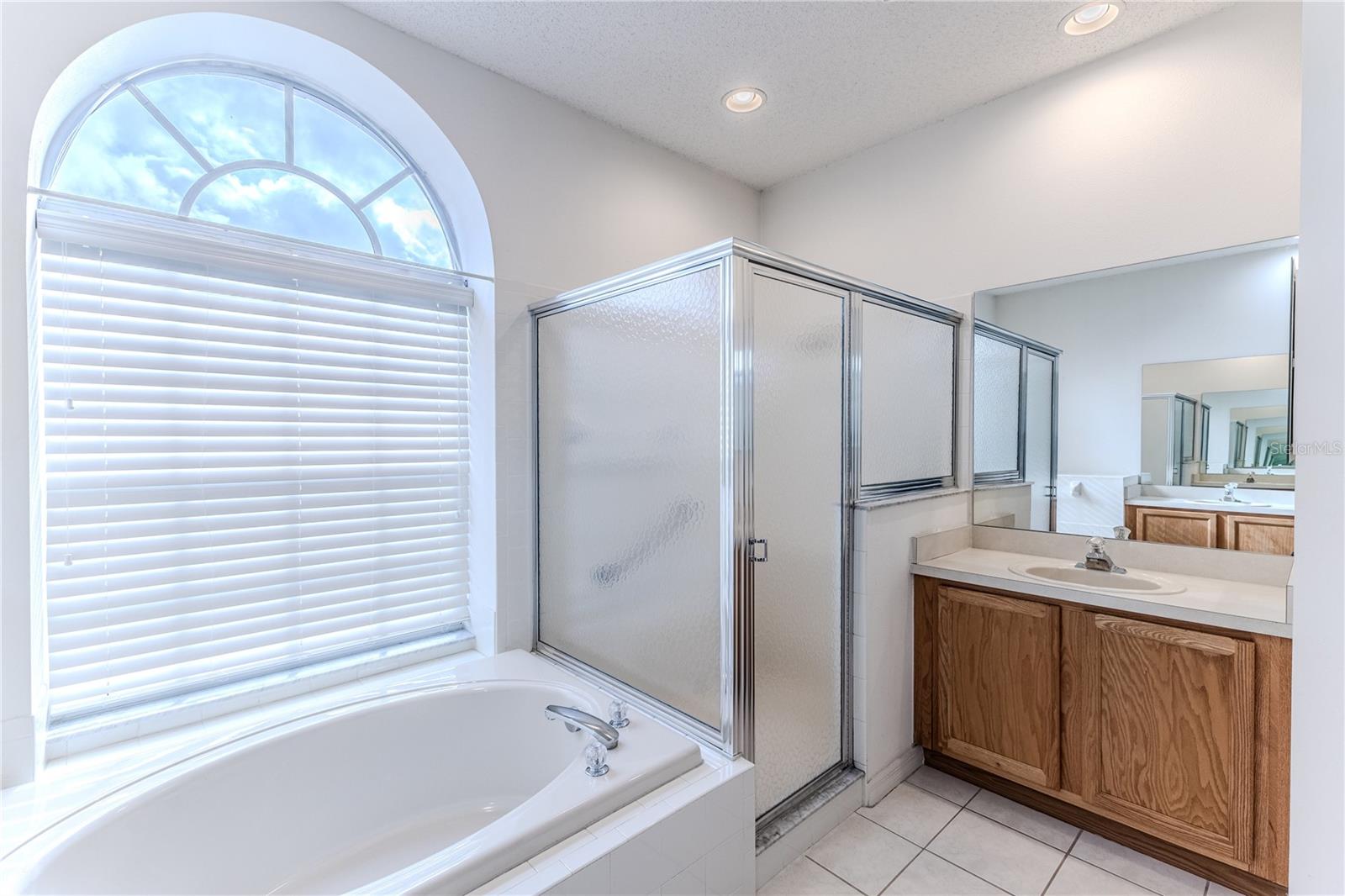 Image 31 of 62 For 431 Quane Avenue