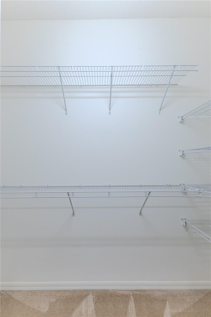 Image 33 of 62 For 431 Quane Avenue