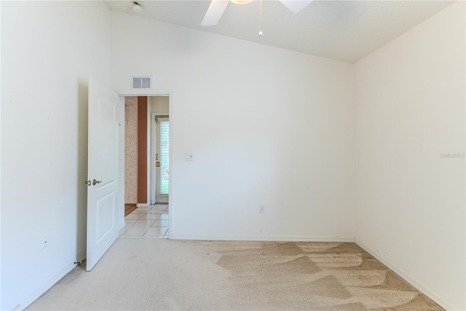 Image 37 of 62 For 431 Quane Avenue