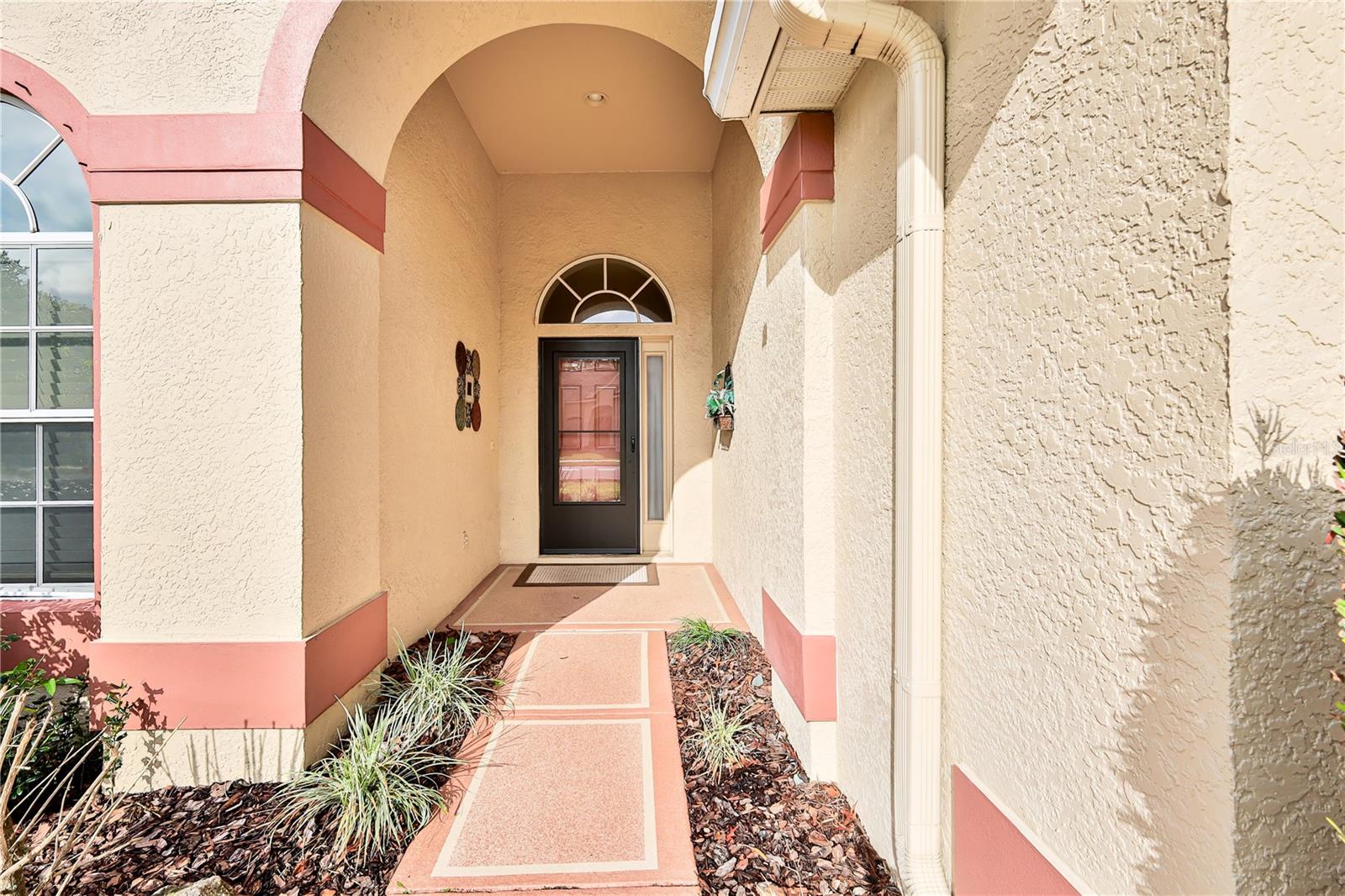 Image 5 of 62 For 431 Quane Avenue