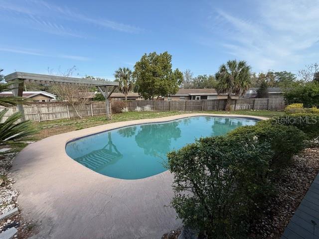 Image 19 of 24 For 1102 Fredrick Lane