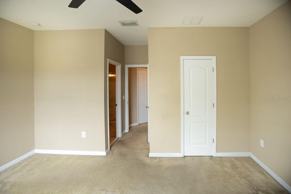 Image 20 of 50 For 15904 Stable Run Drive