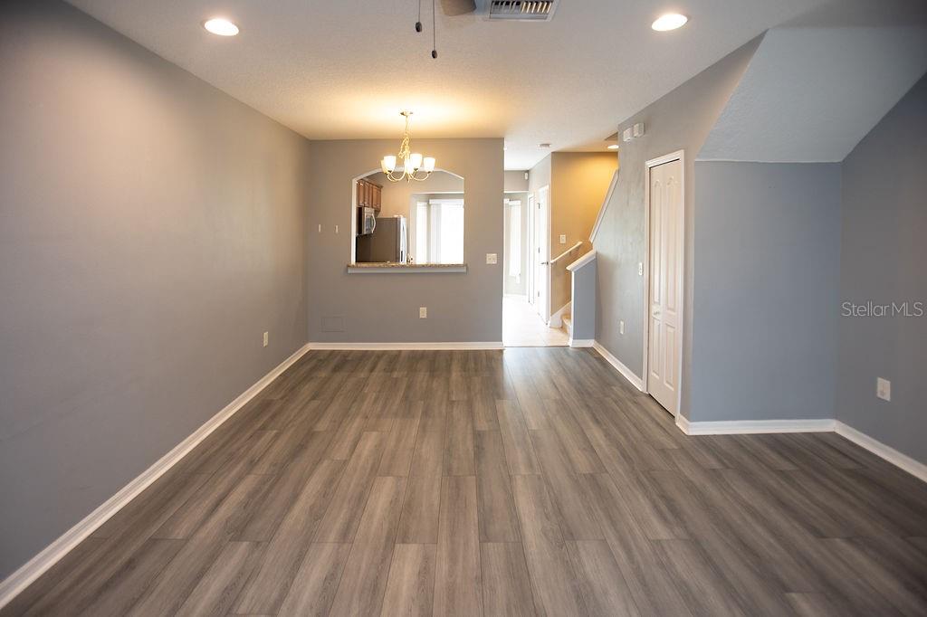 Image 4 of 50 For 15904 Stable Run Drive