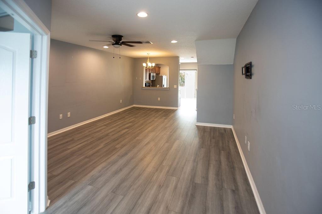 Image 5 of 50 For 15904 Stable Run Drive