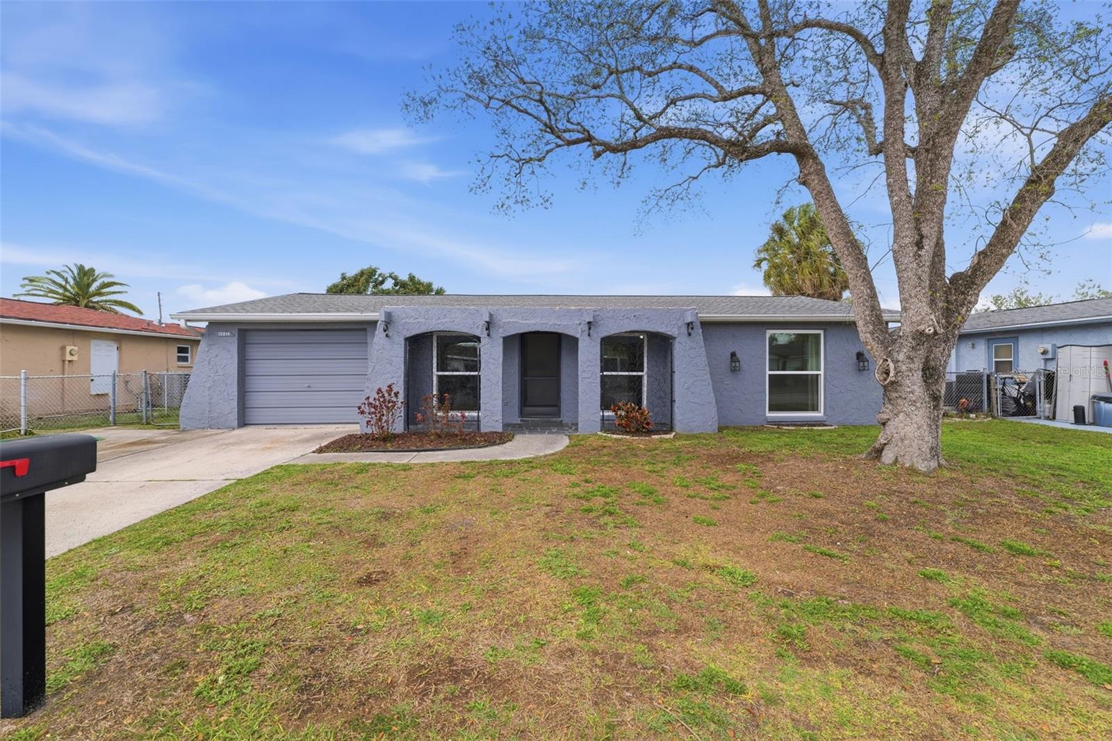 Image 26 of 36 For 10011 Cherry Creek Lane