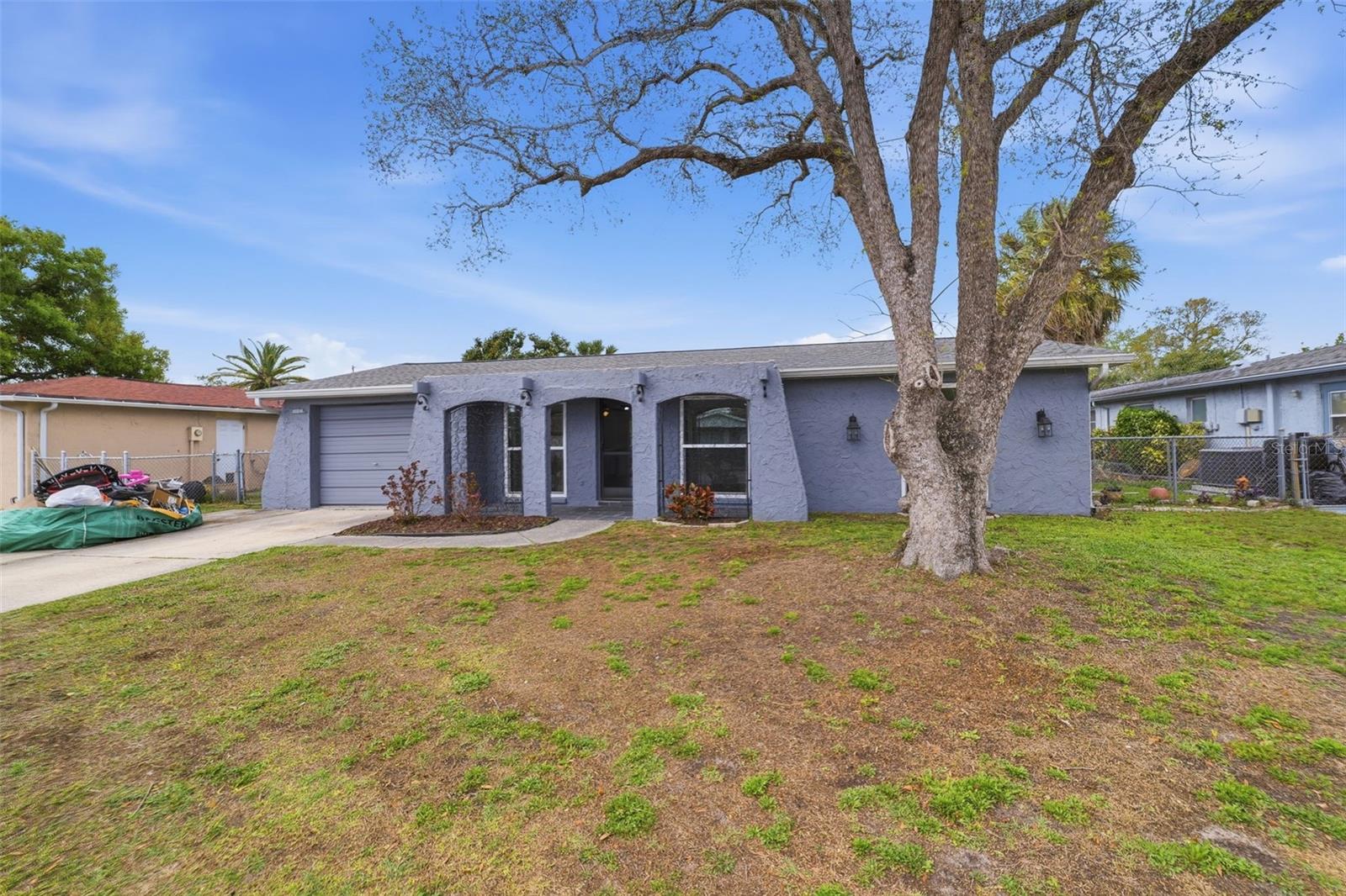 Image 28 of 36 For 10011 Cherry Creek Lane