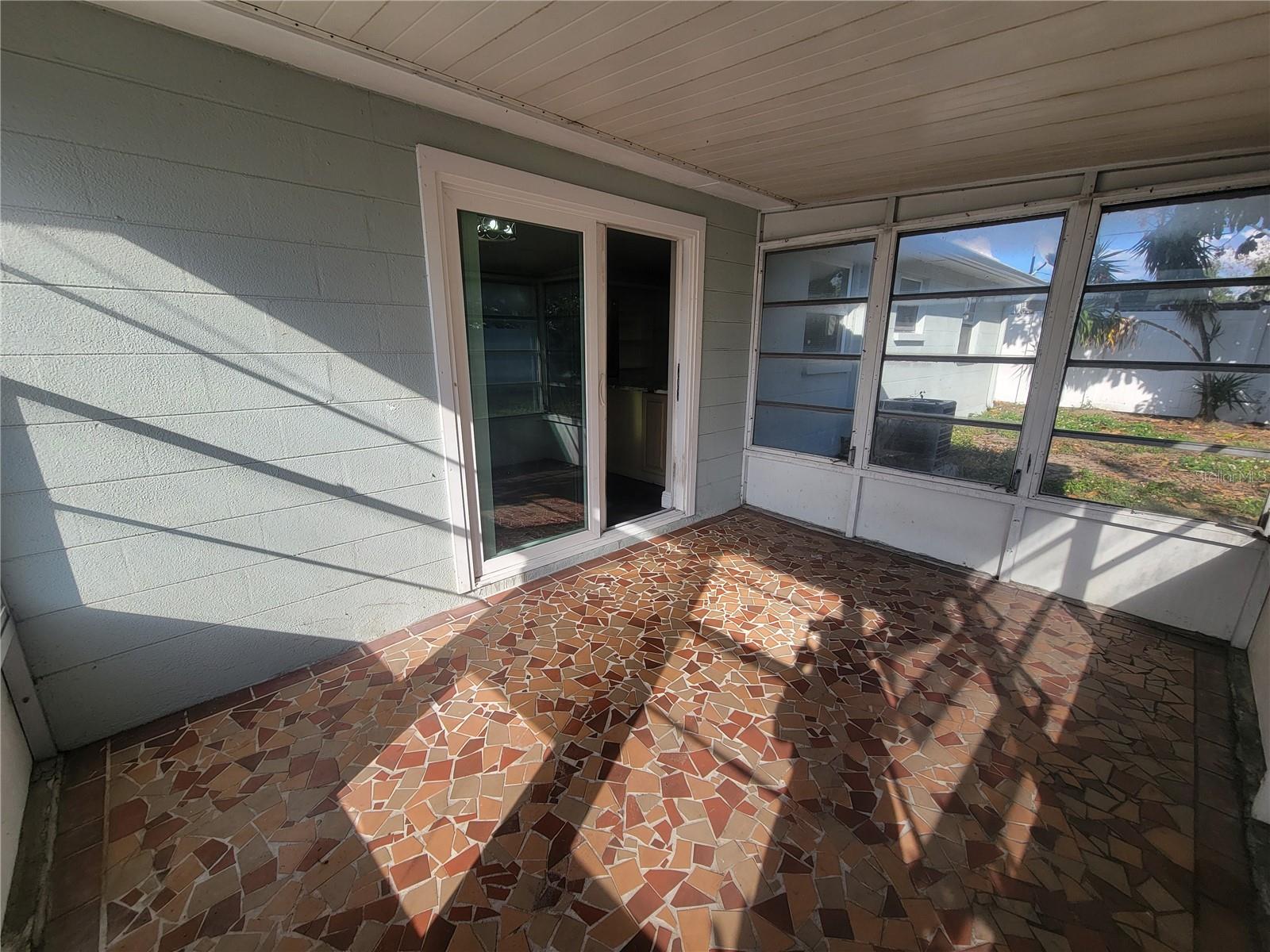 Image 32 of 35 For 4214 Ridgefield Avenue