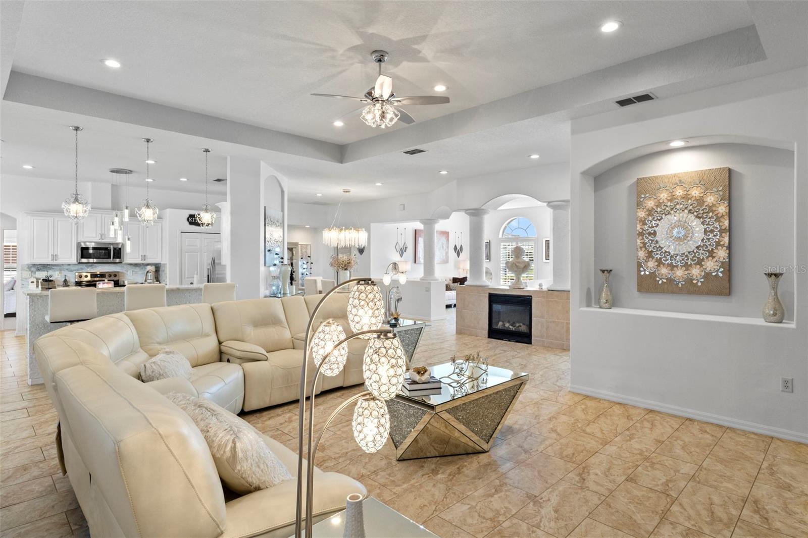 Image 22 of 69 For 4061 Misty View Drive