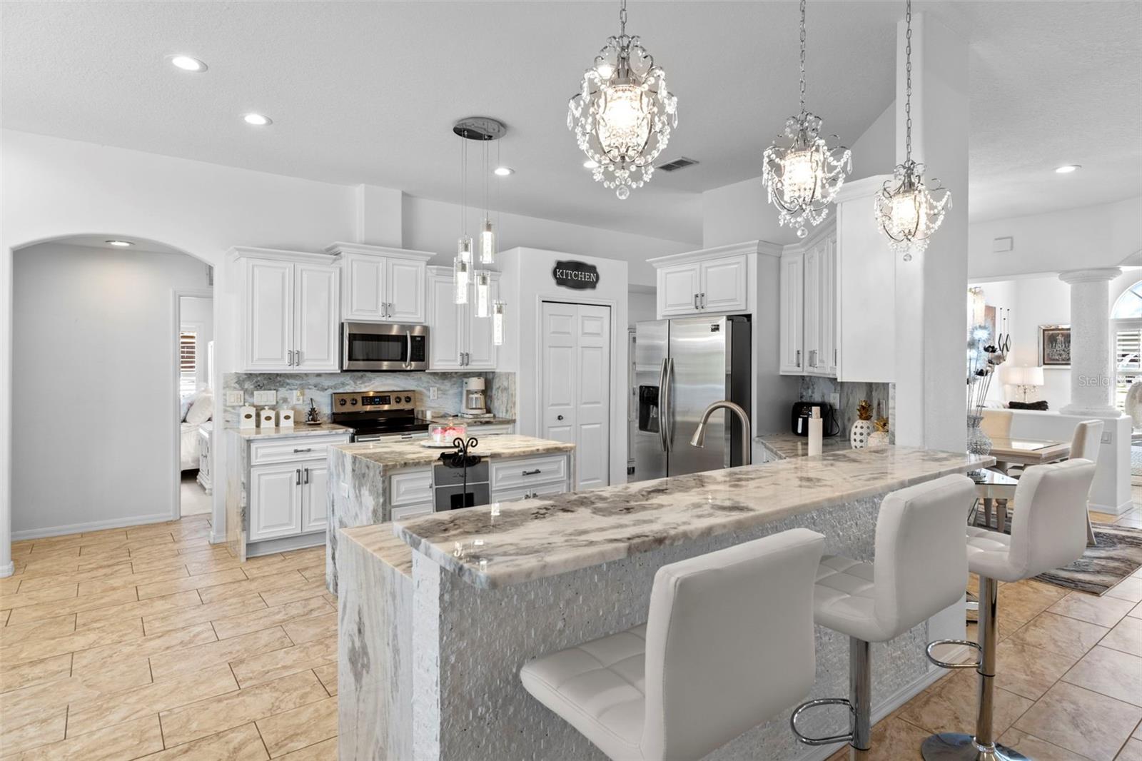 Image 24 of 69 For 4061 Misty View Drive