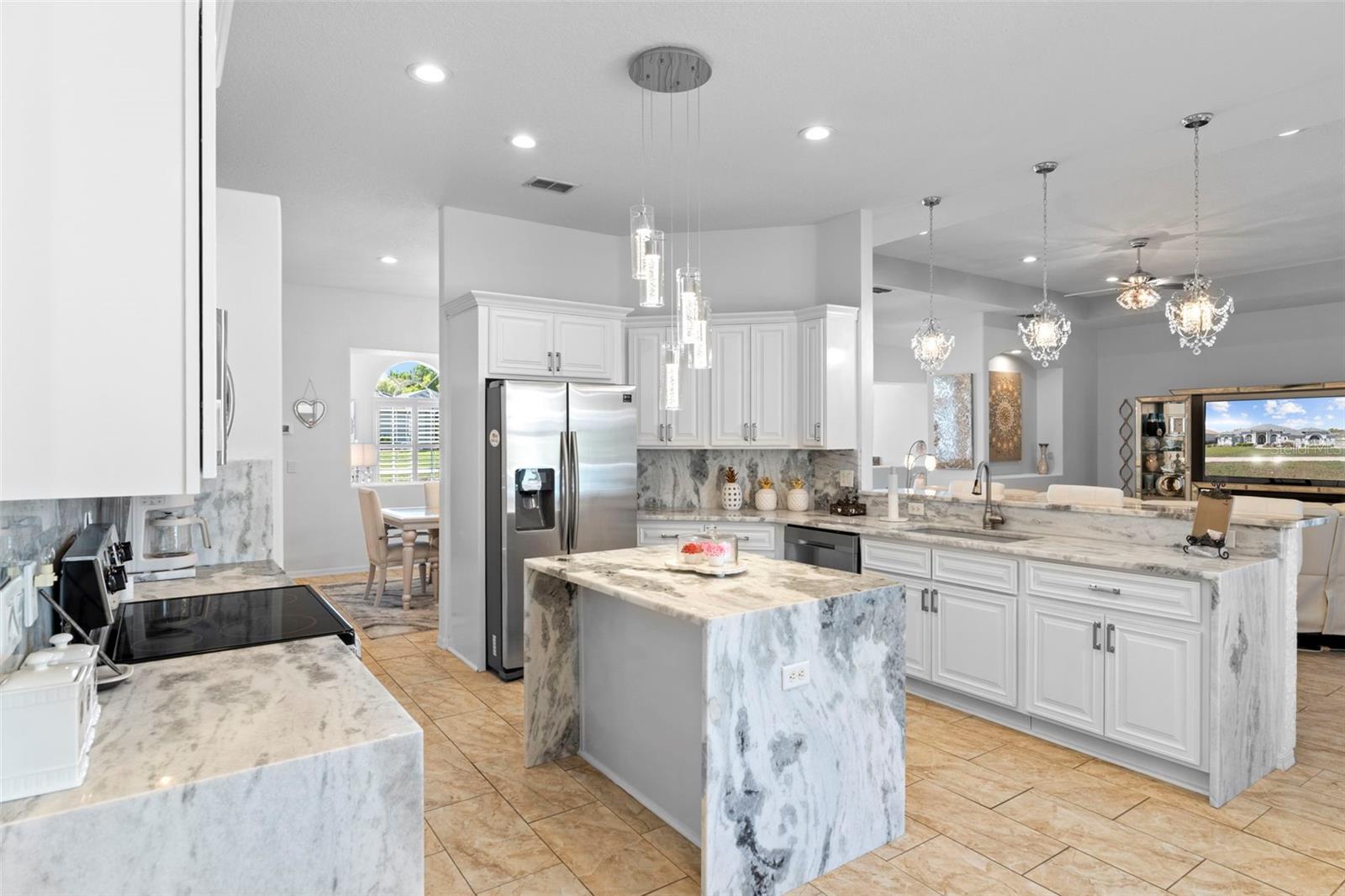 Image 26 of 69 For 4061 Misty View Drive