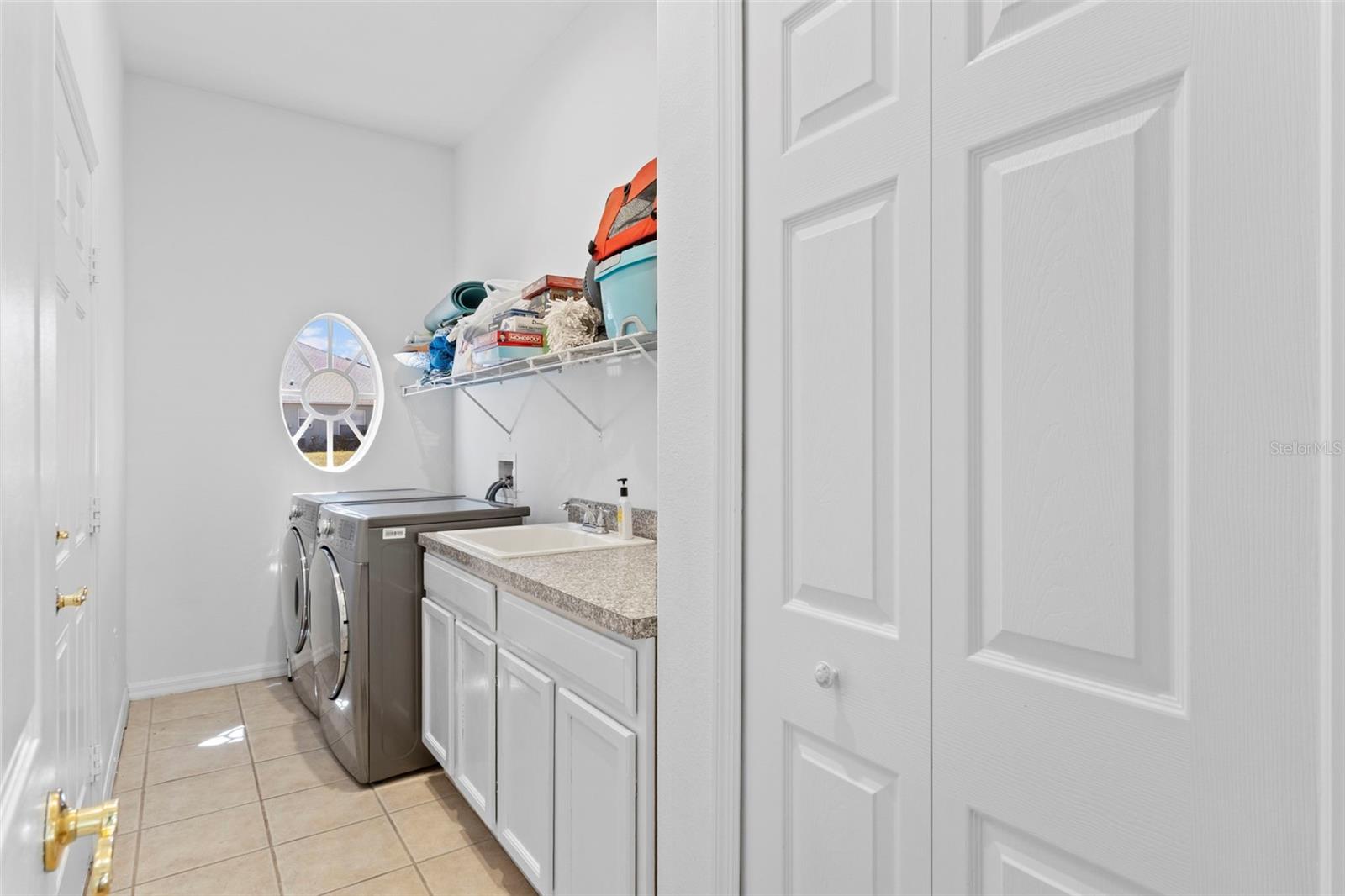 Image 39 of 69 For 4061 Misty View Drive