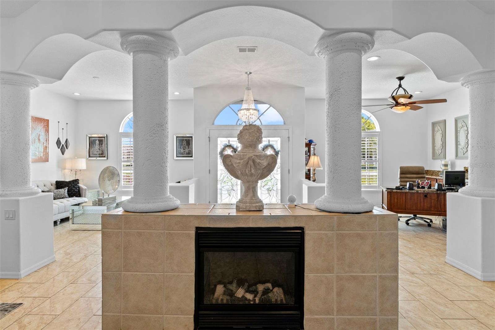 Image 4 of 69 For 4061 Misty View Drive