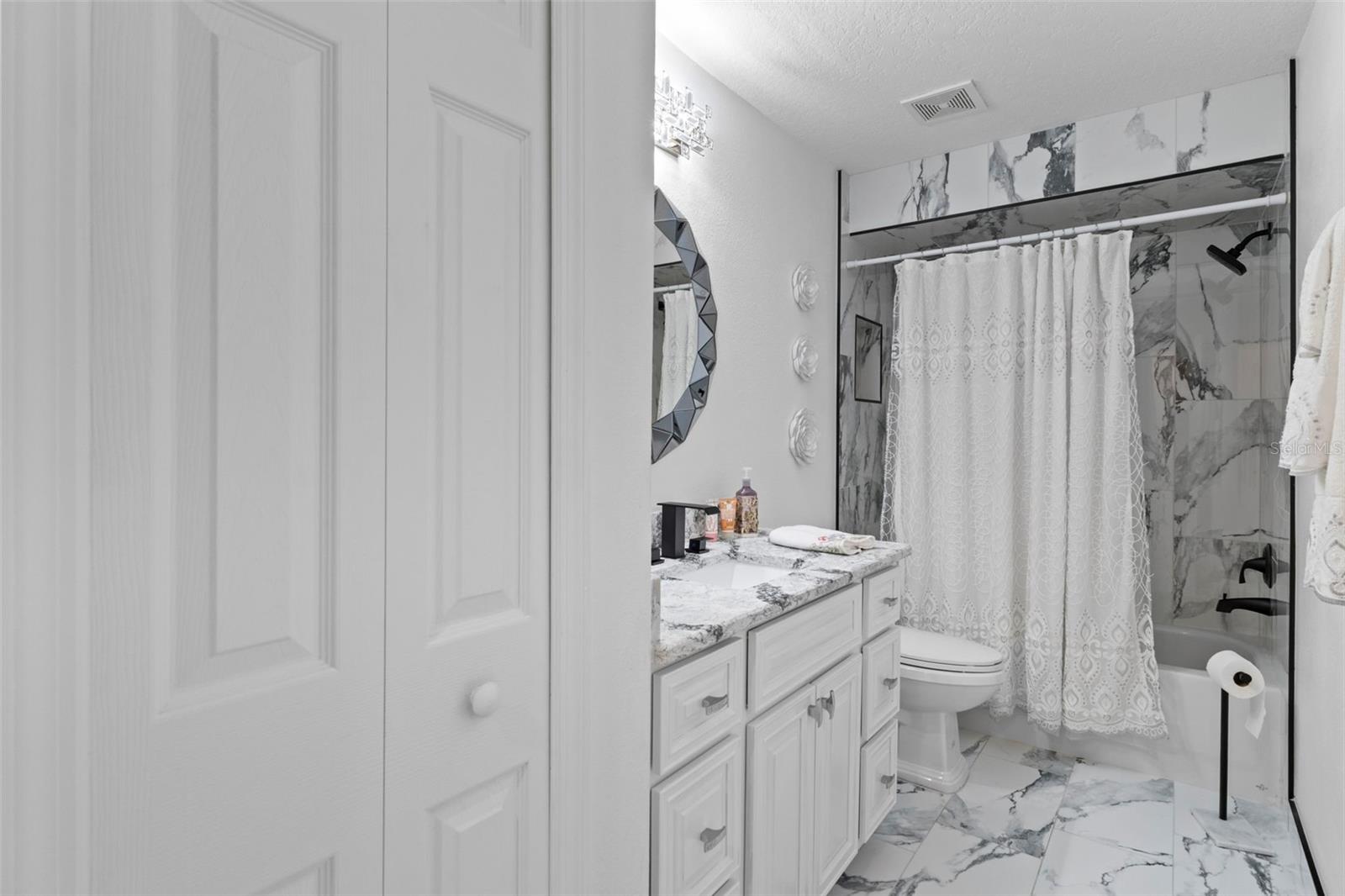 Image 46 of 69 For 4061 Misty View Drive