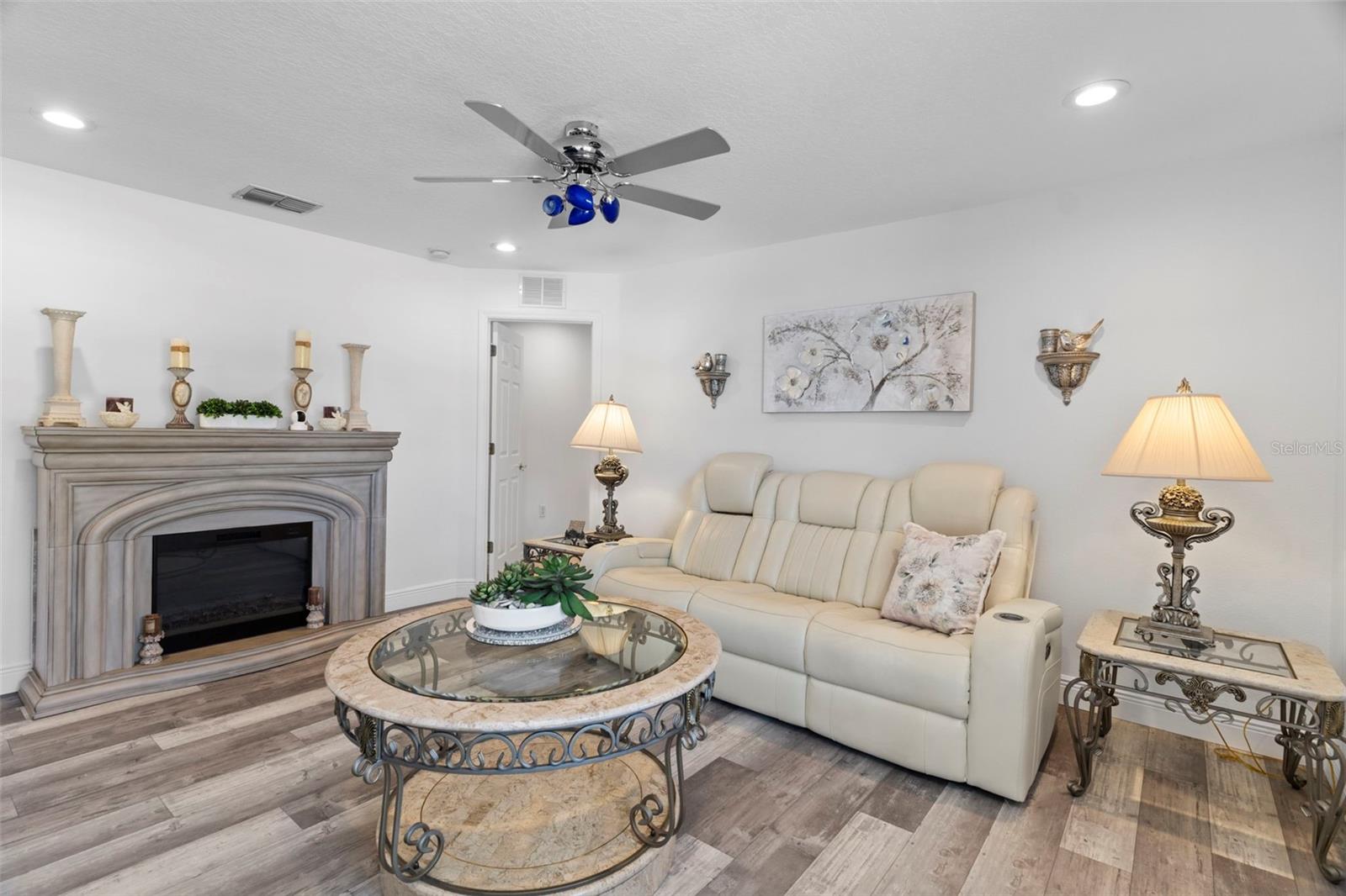 Image 49 of 69 For 4061 Misty View Drive