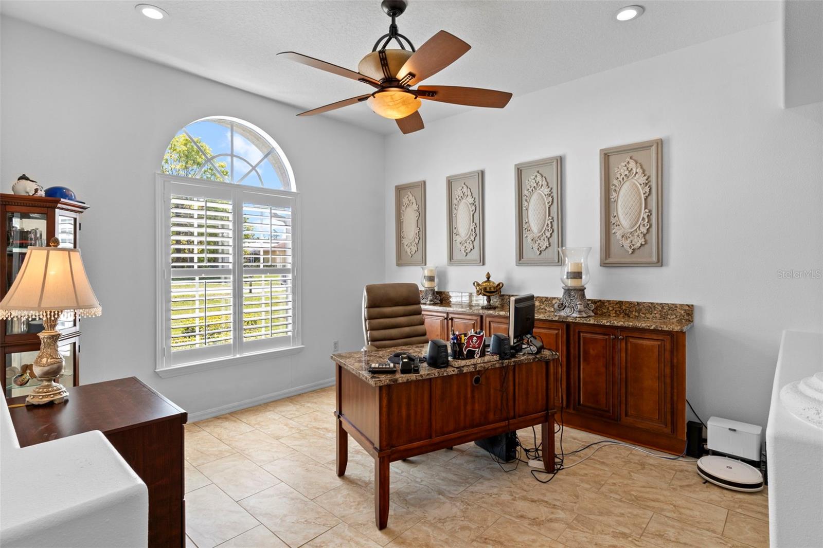 Image 9 of 69 For 4061 Misty View Drive