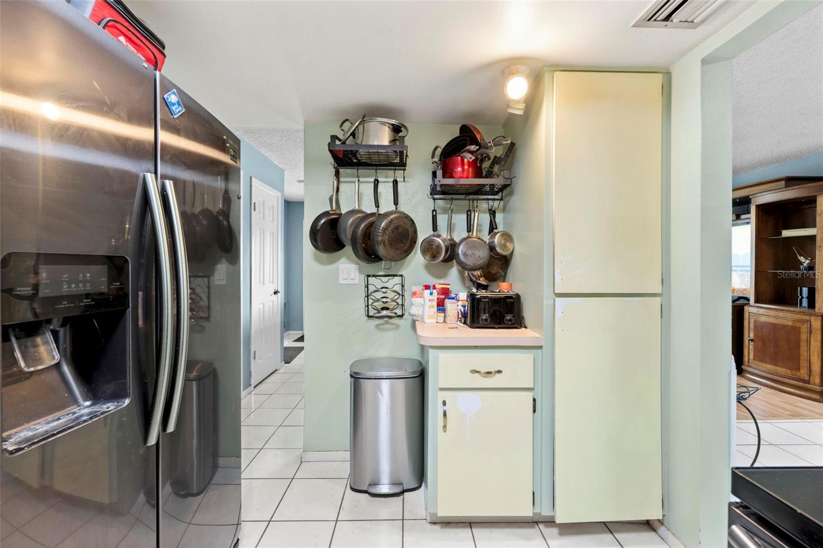 Image 13 of 39 For 11201 Island Pine Drive