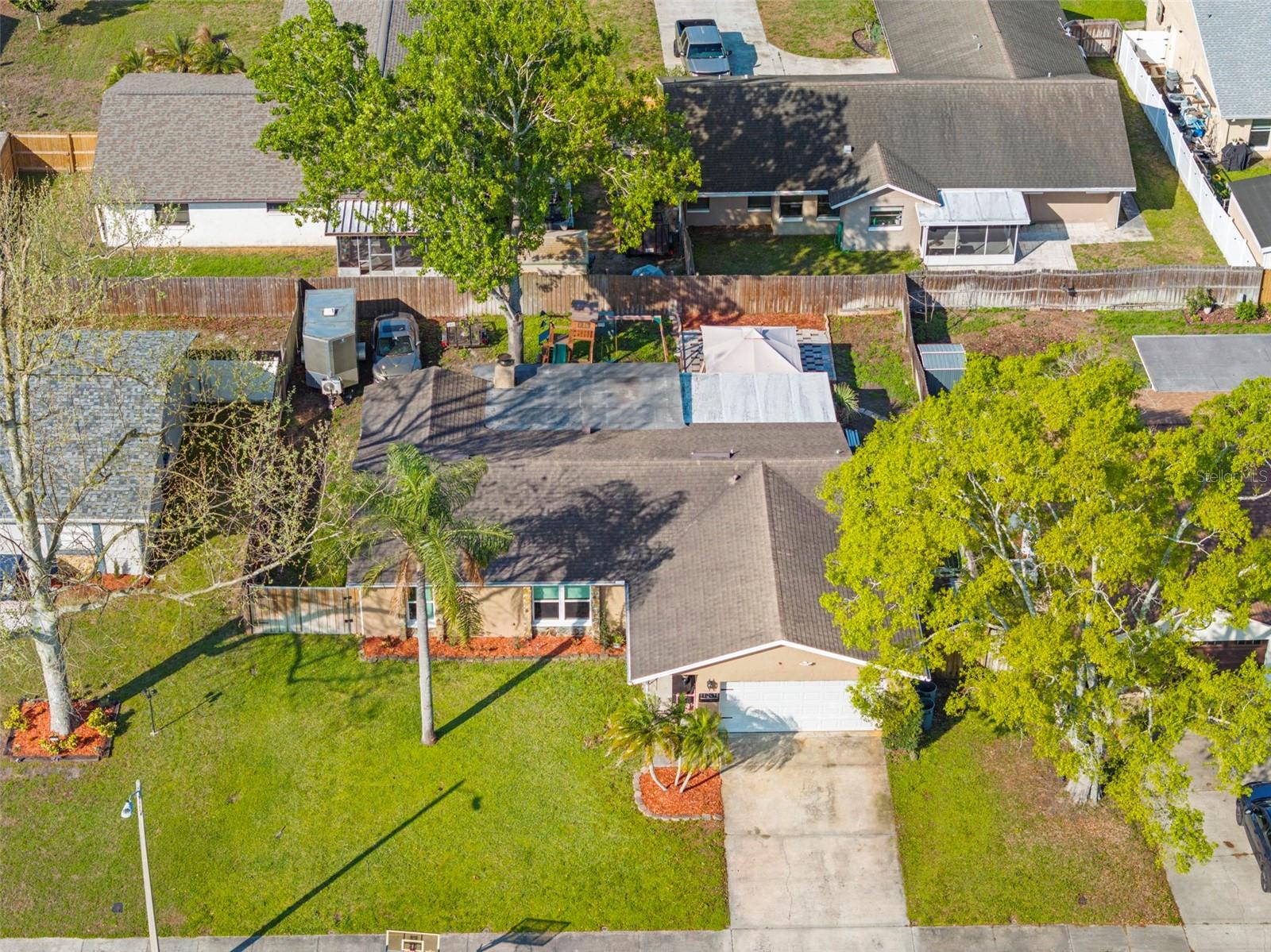 Image 25 of 39 For 11201 Island Pine Drive