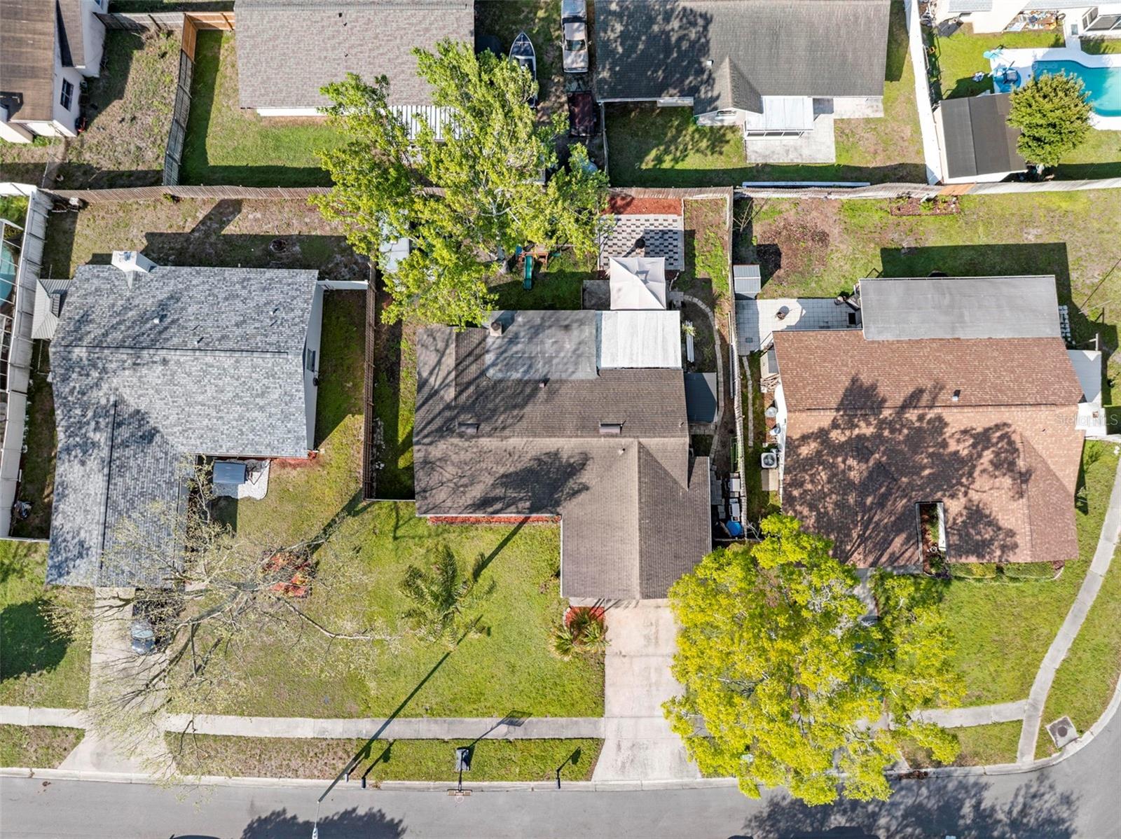 Image 33 of 39 For 11201 Island Pine Drive