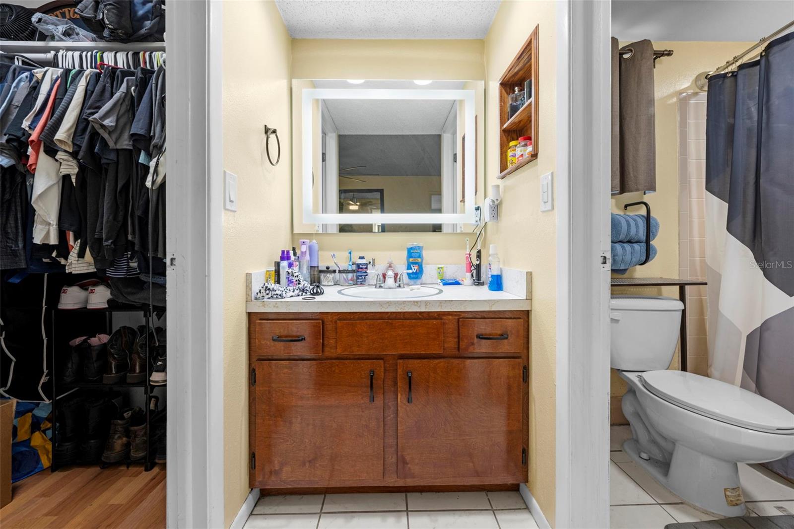 Image 34 of 39 For 11201 Island Pine Drive